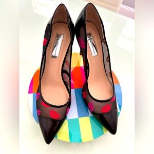 INC Kanaa Kiss Black Mesh Pumps - Size 10M